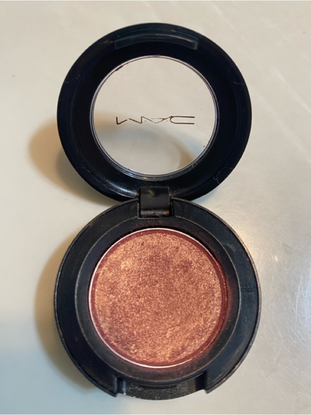 MAC Eyeshadow -Expensive Pink
